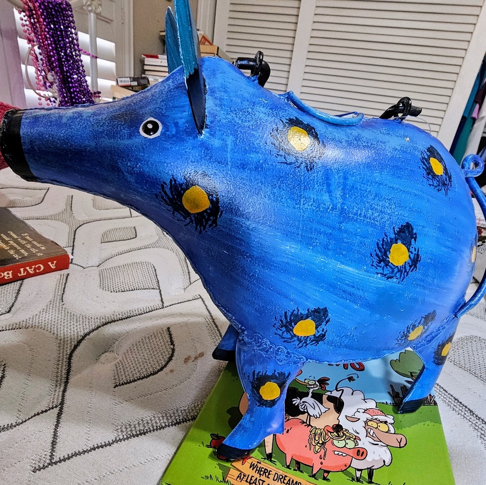 NWT METAL BLUE PIG WATERING CAN